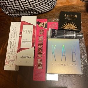 Ipsy makeup and skincare bundle + bag